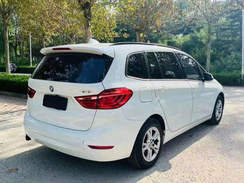 济宁15年宝马2系4