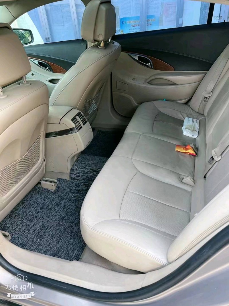 枣庄10年别克君越7