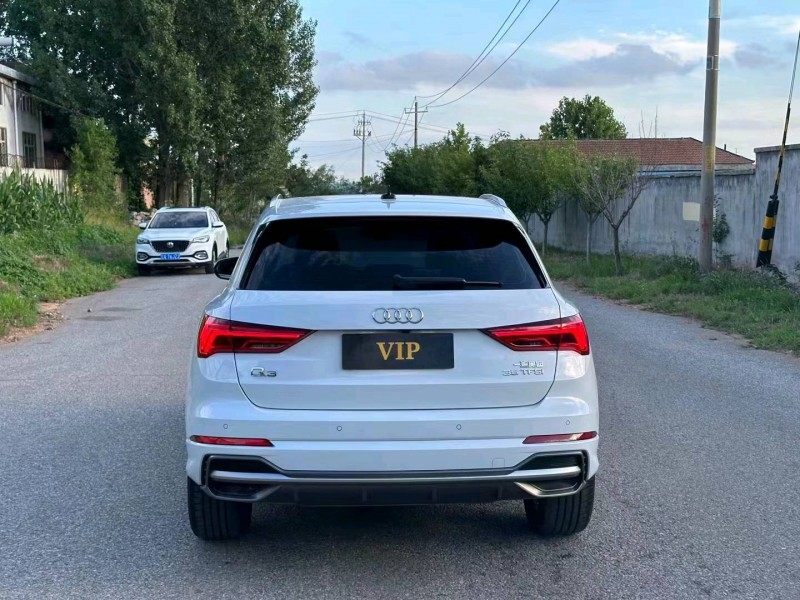 济南23年奥迪Q38