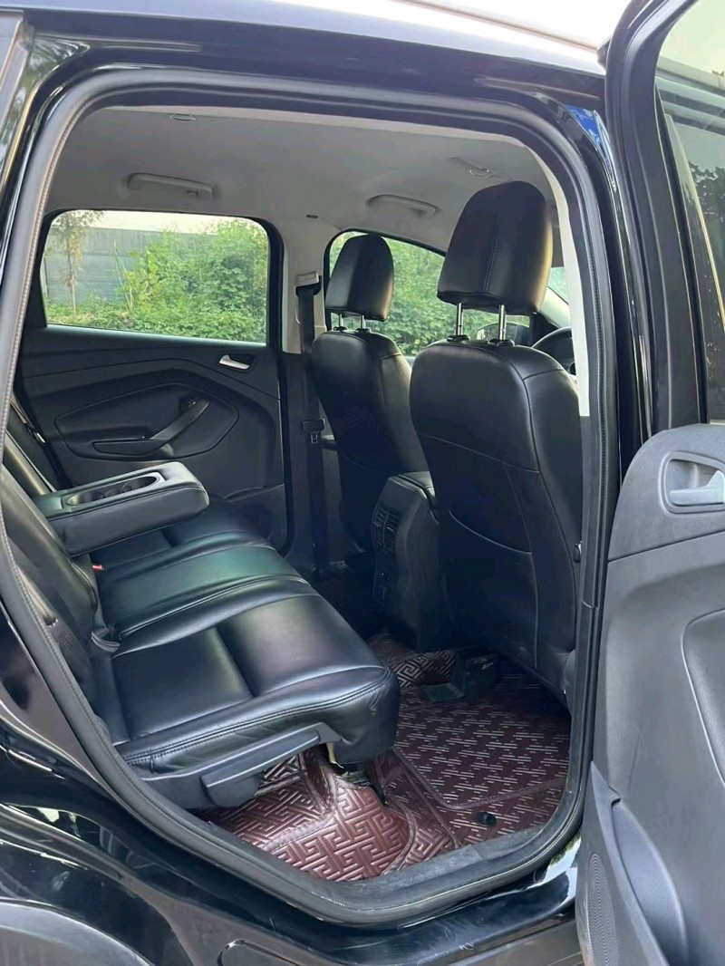 徐州16年福特翼虎6