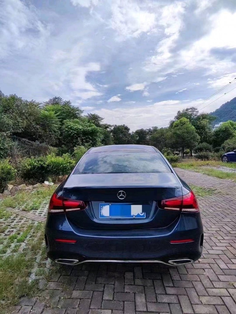 秦皇島19年奔馳A4