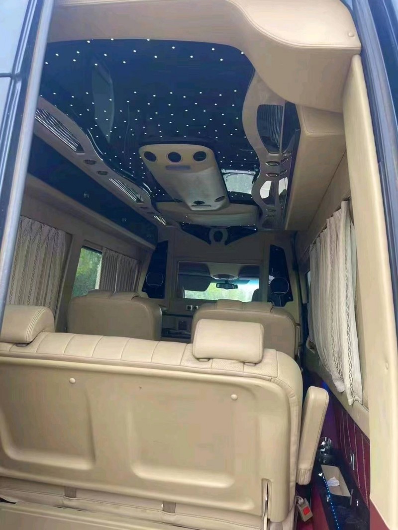 邯郸13年奔驰斯宾特6