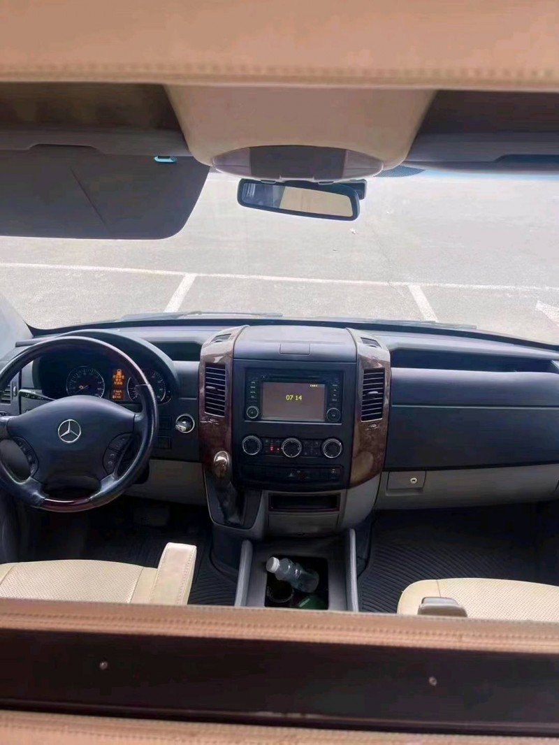 邯郸13年奔驰斯宾特7