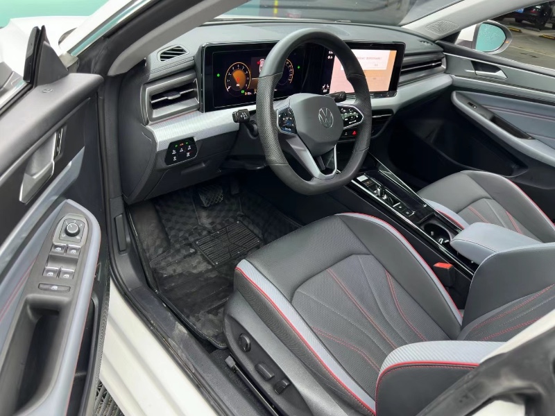 成都22年大众凌渡4