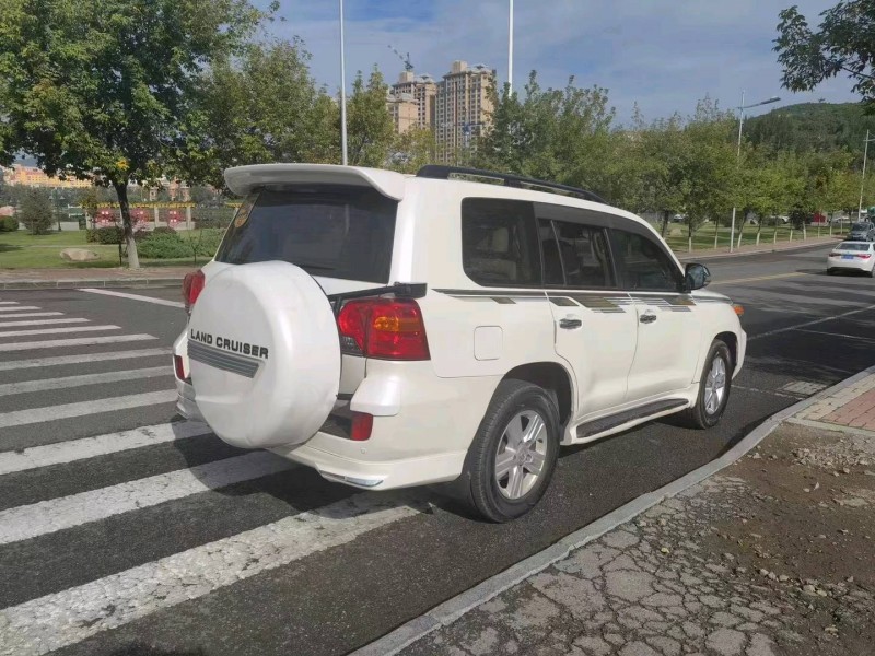 邯郸15年丰田兰德酷路泽5