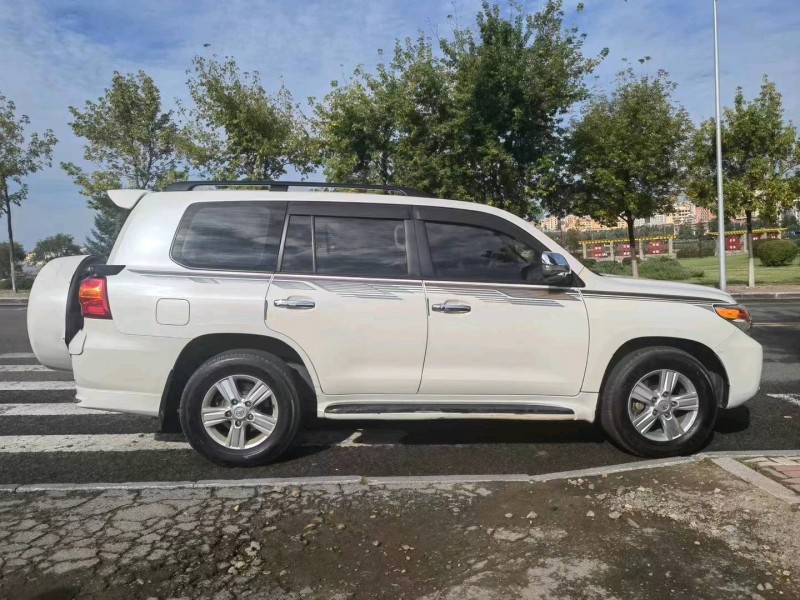 邯郸15年丰田兰德酷路泽7