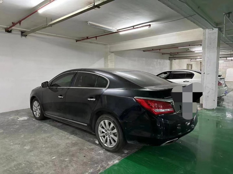 嘉兴14年别克君越4