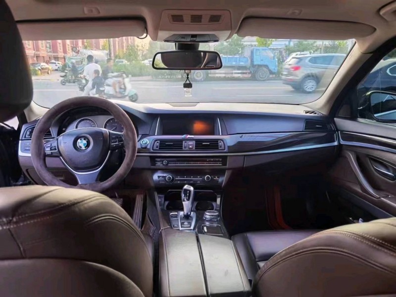 济南15年宝马5系4