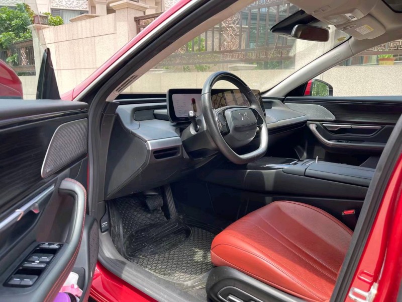 廣州21年小鵬汽車p75