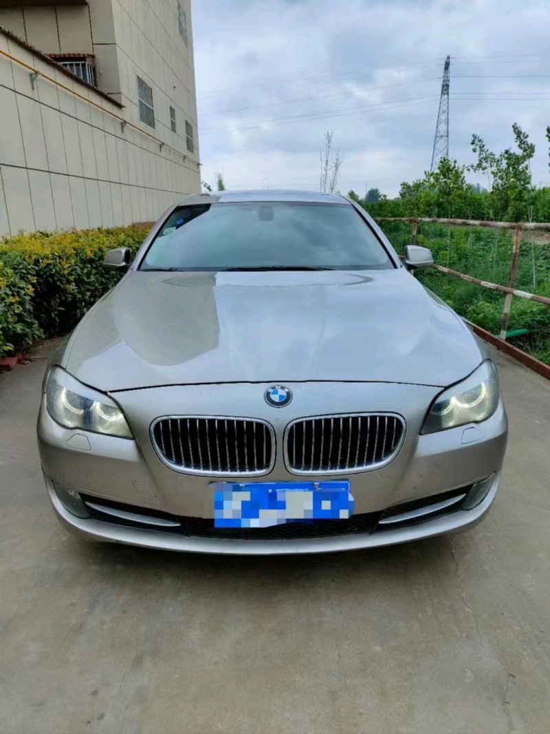 济南12年宝马5系1