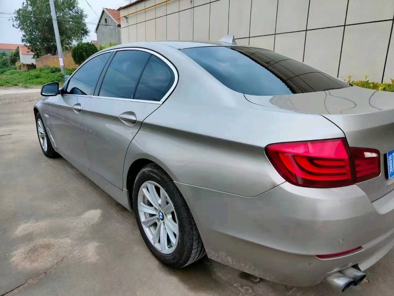 济南12年宝马5系3