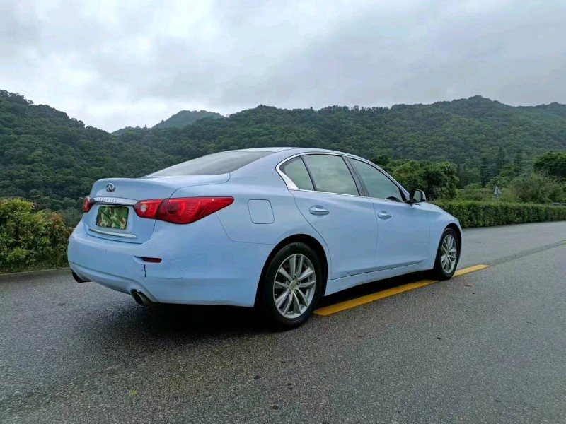 莆田14年英菲尼迪Q504