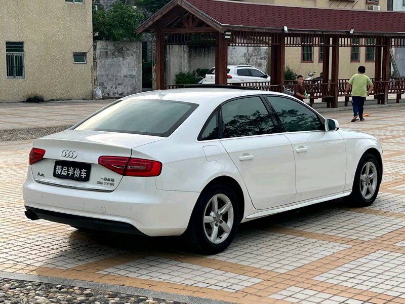 汕头12年奥迪A4L8
