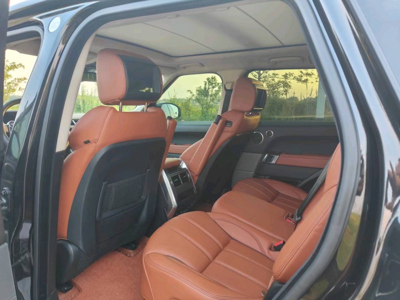 徐州17年路虎揽胜运动6