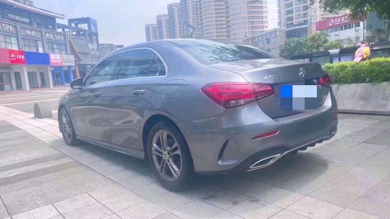 嘉兴20年奔驰A4