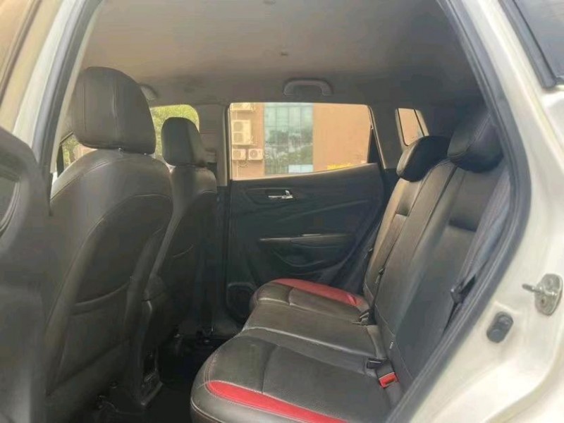 济南17年长安汽车CS156