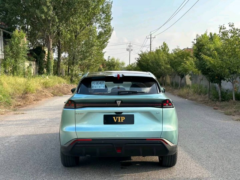 青岛23年长安汽车深蓝2