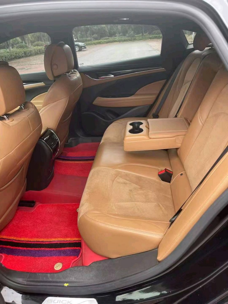 苏州19年别克君越3