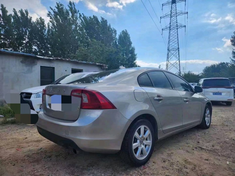 东营12年沃尔沃S60L3