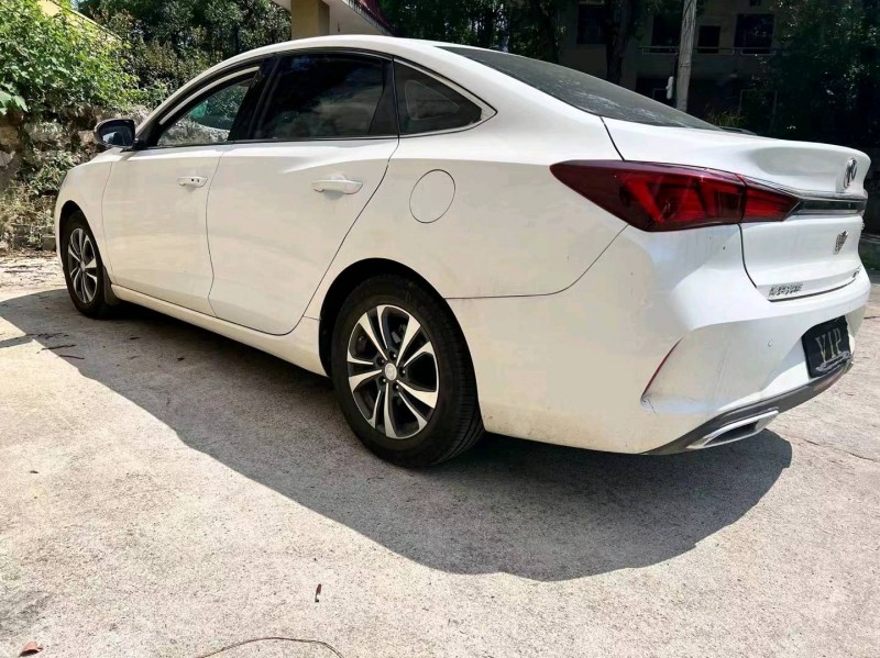 衡阳20年长安汽车逸动7