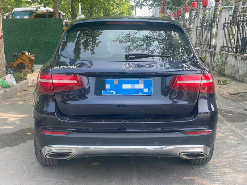 东营16年奔驰GLC5