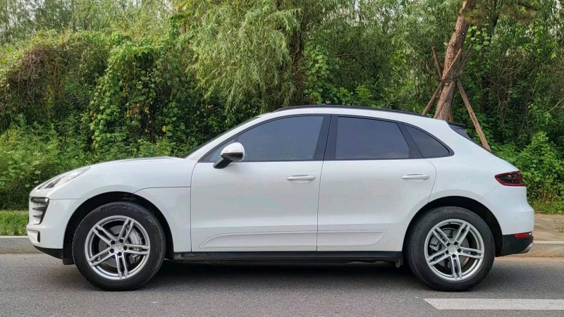 邯郸18年保时捷Macan7