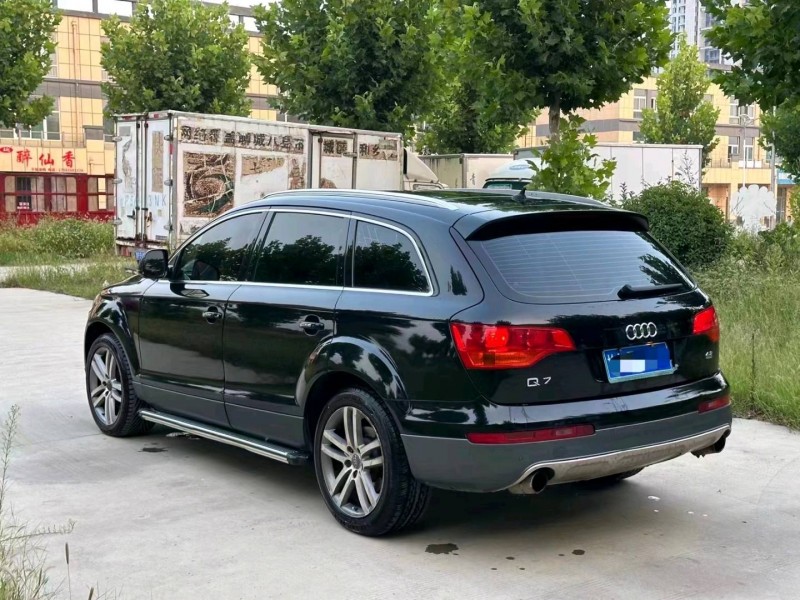 济宁08年奥迪Q77