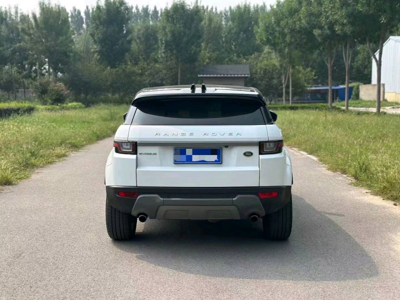 淄博17年路虎揽胜极光(进口)3