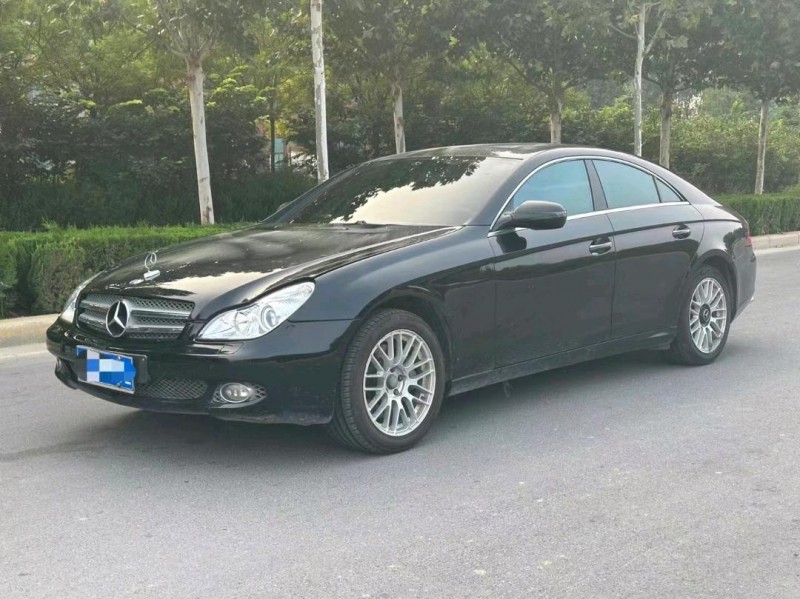 东营11年奔驰CLS2