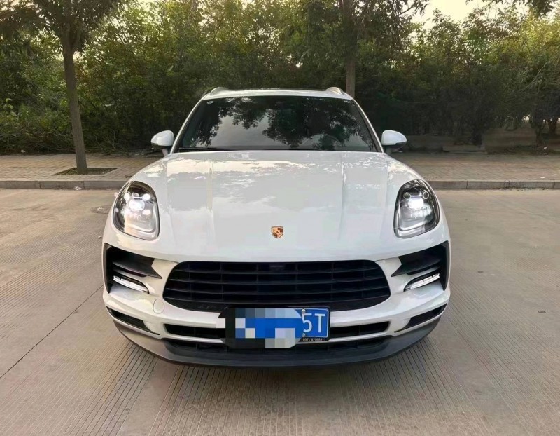 枣庄19年保时捷Macan1
