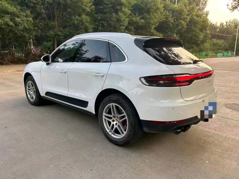 枣庄19年保时捷Macan9