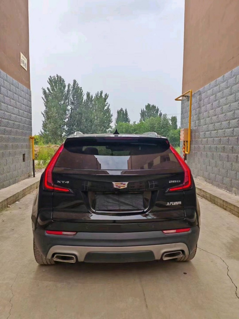 邯郸21年凯迪拉克XT48