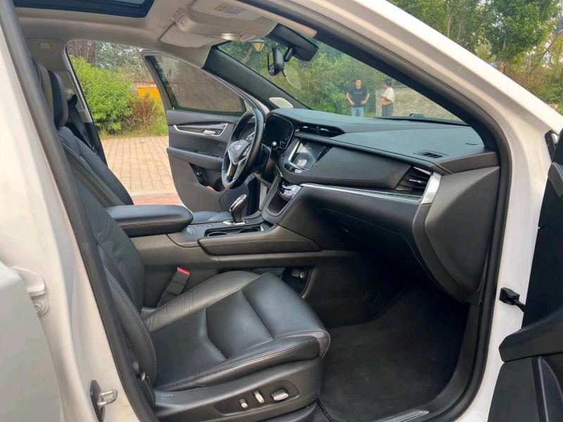 廊坊18年凯迪拉克XT58