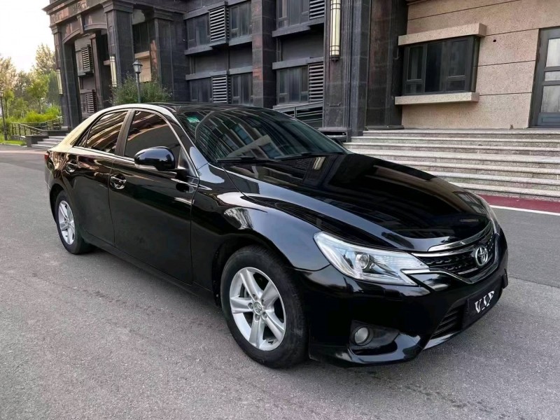 廊坊14年丰田锐志2