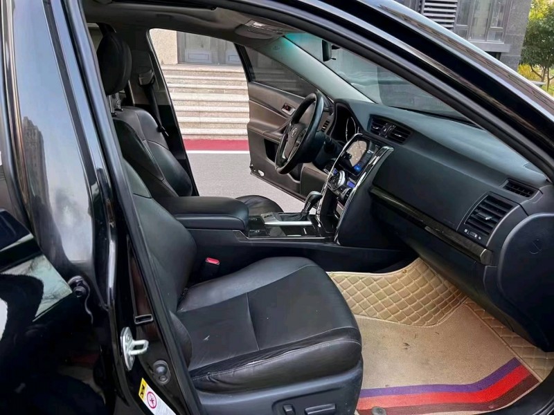 廊坊14年丰田锐志6