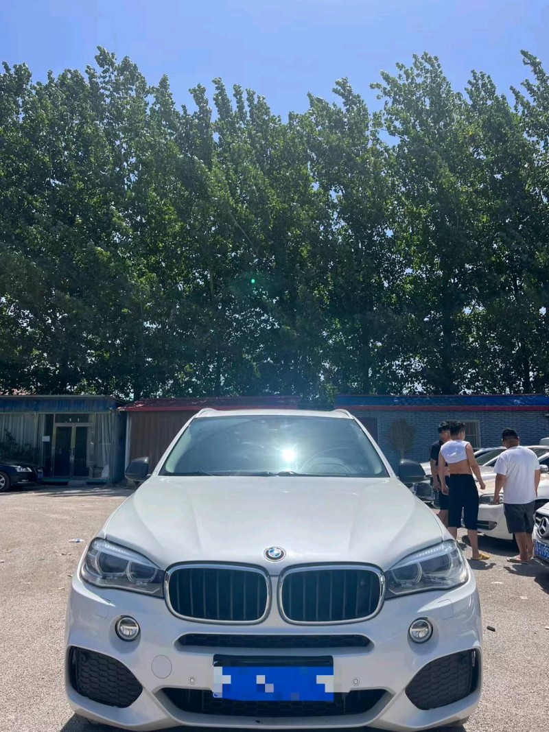 济南15年宝马X51