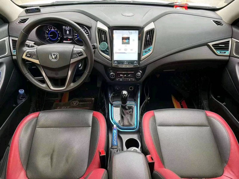 汕头17年长安汽车逸动8