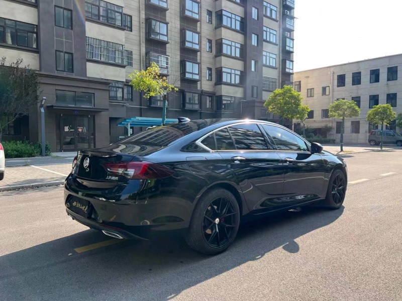 徐州19年别克君威8