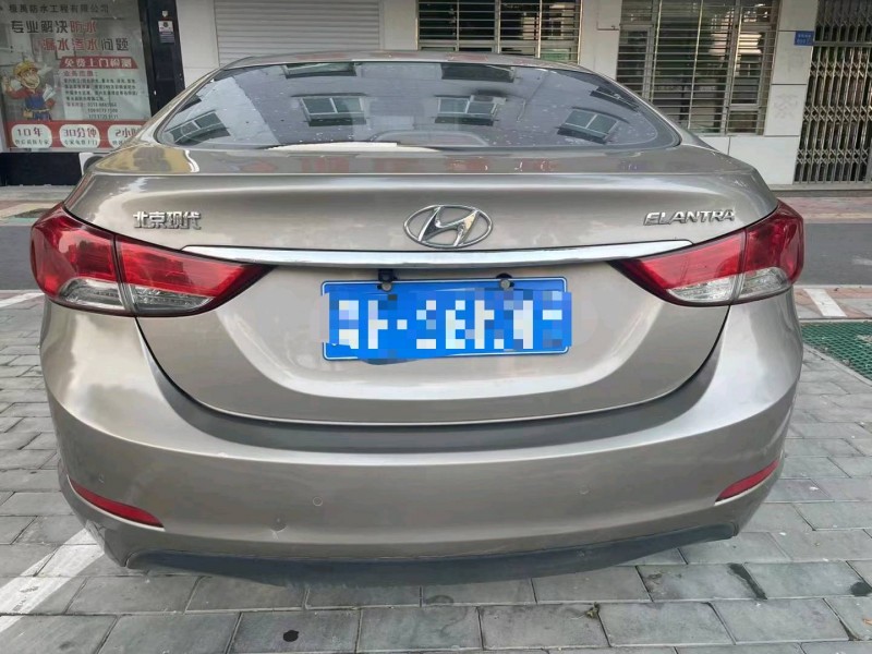 保定14年现代朗动9