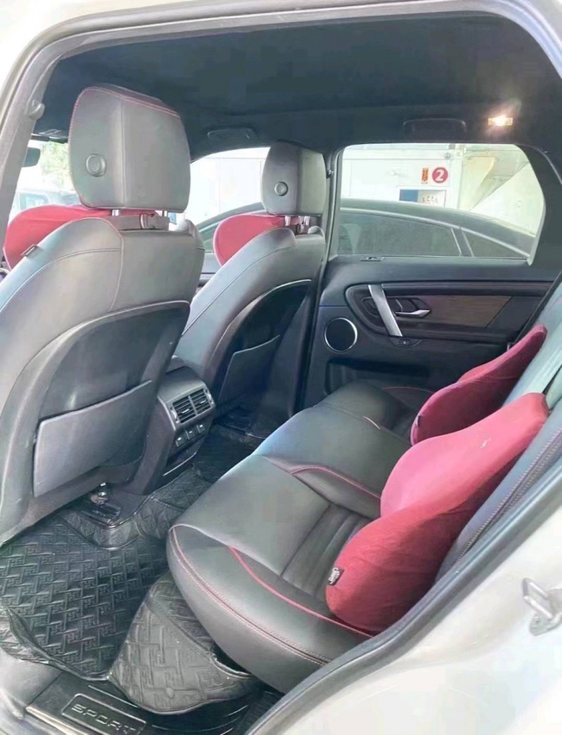 珠海20年路虎发现4