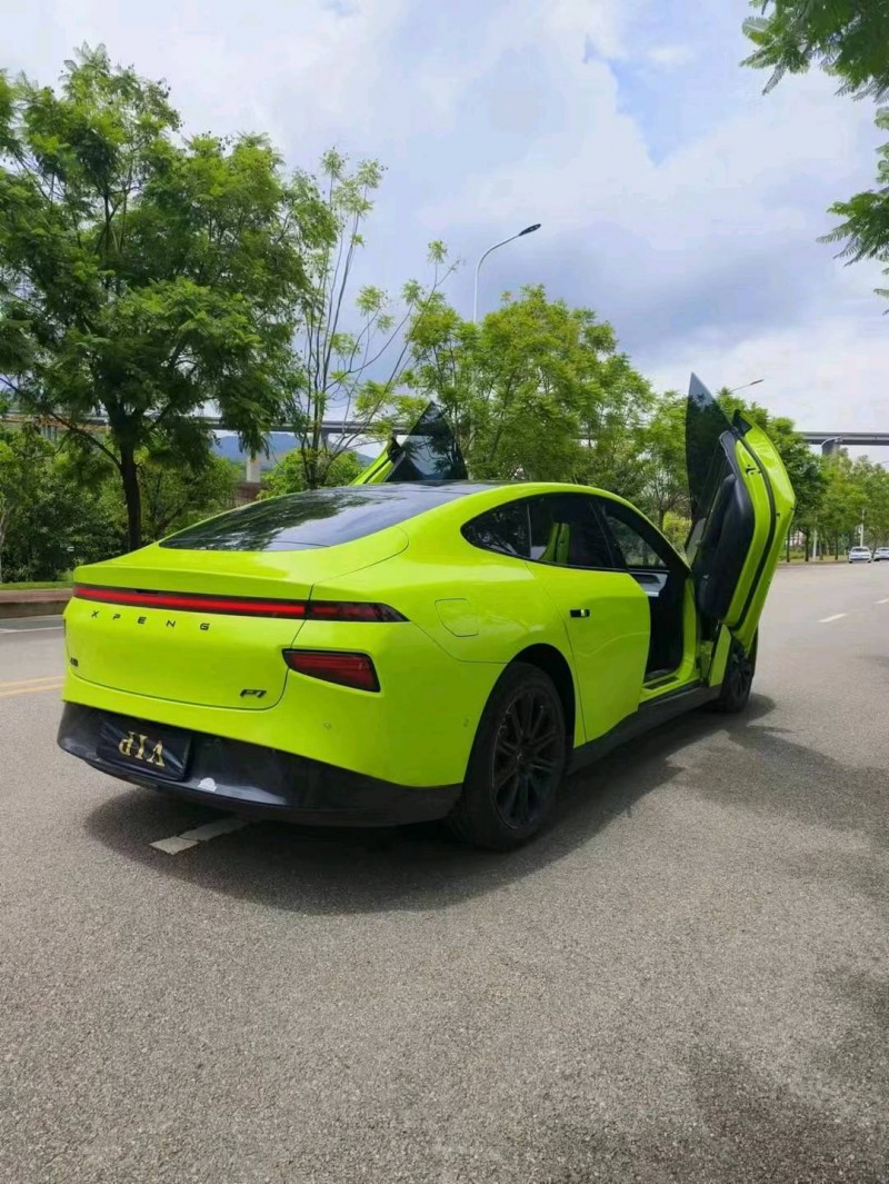 安順22年小鵬汽車p76
