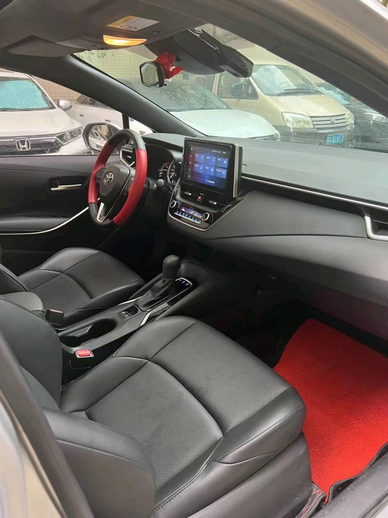 佛山21年丰田雷凌8