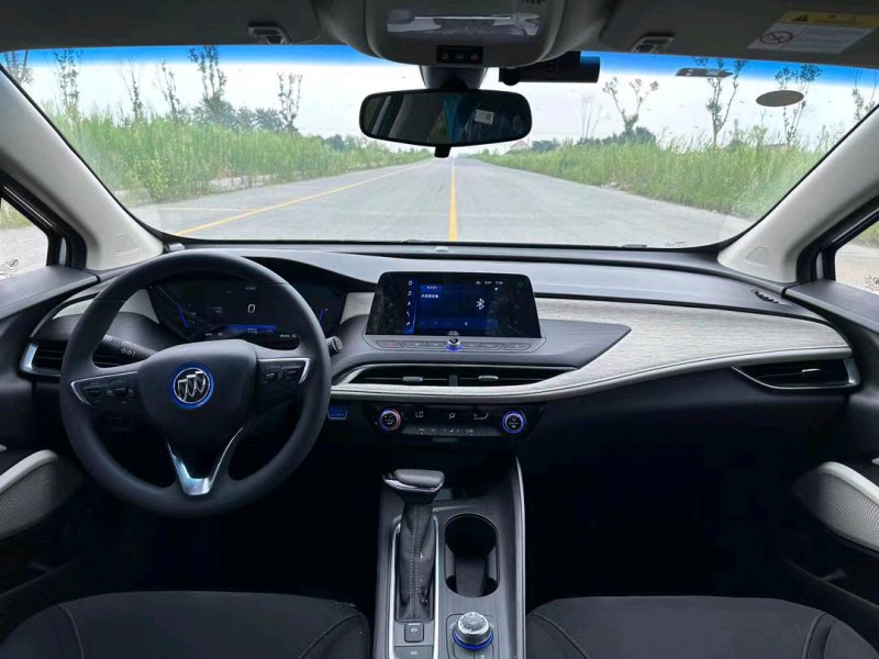 盐城23年别克微蓝5