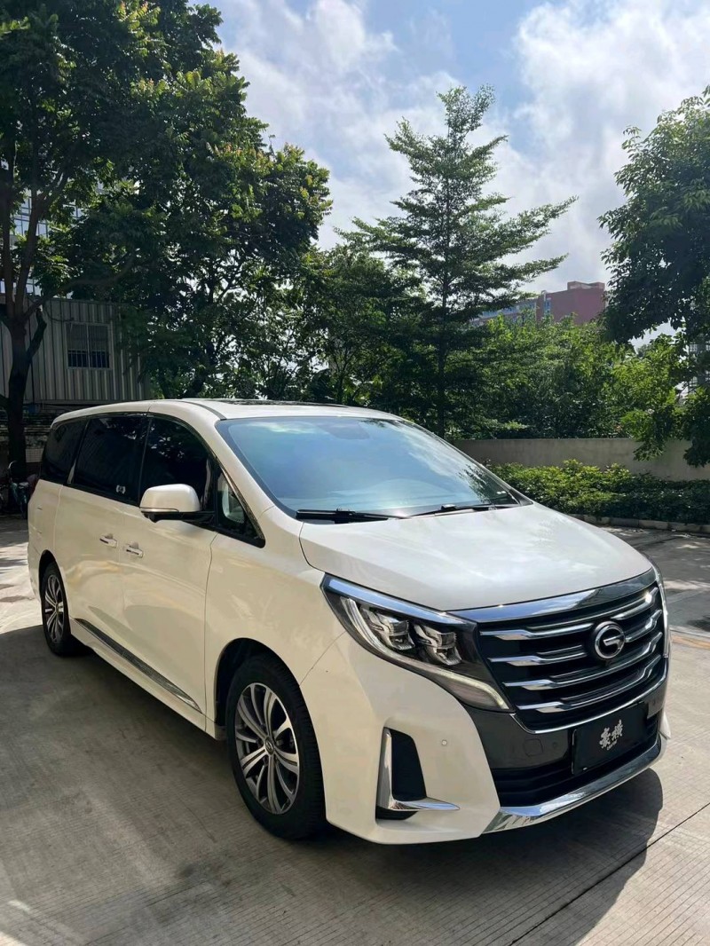 佛山20年传祺M82