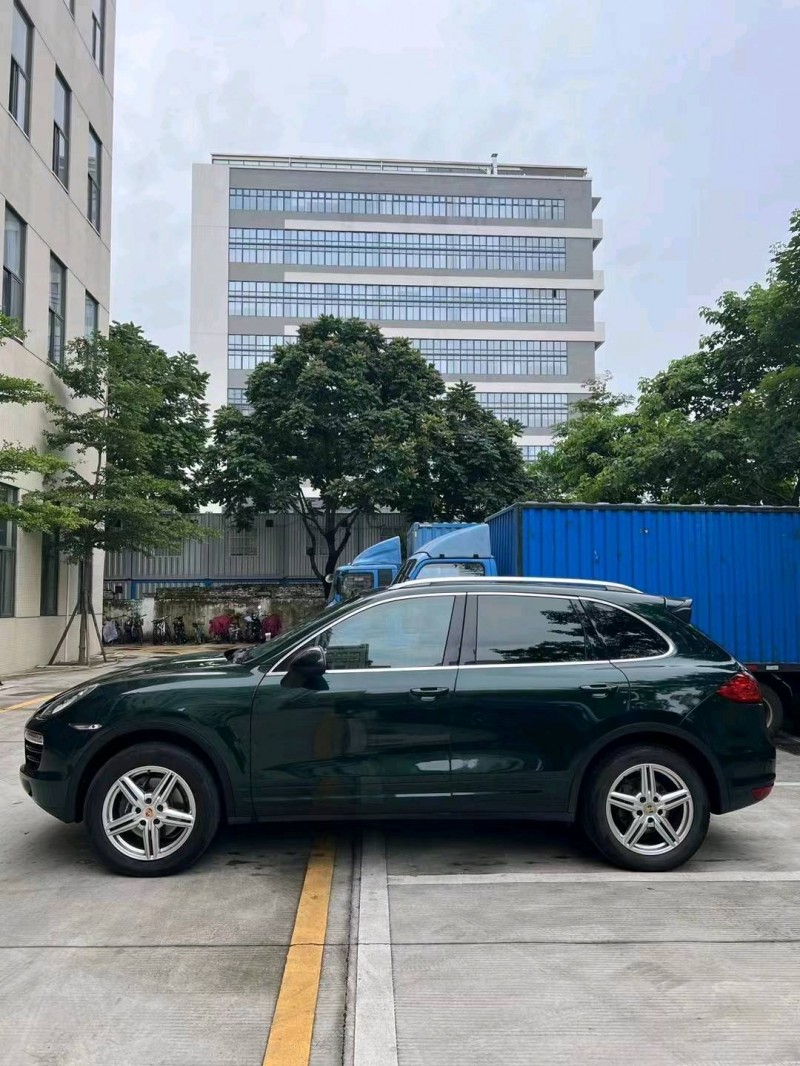 佛山14年保时捷卡宴3