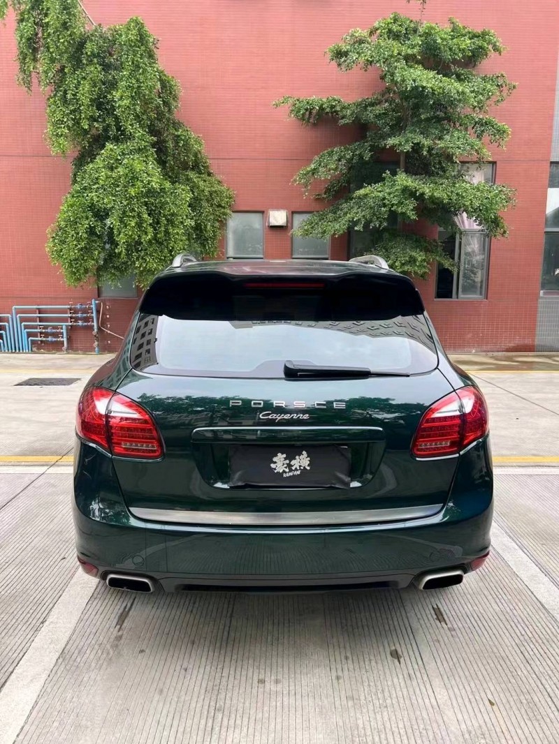 佛山14年保时捷卡宴4