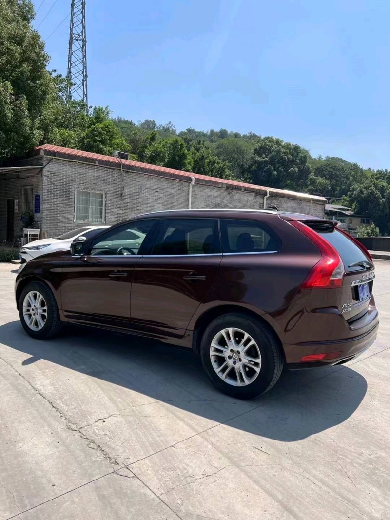 重庆15年沃尔沃XC609