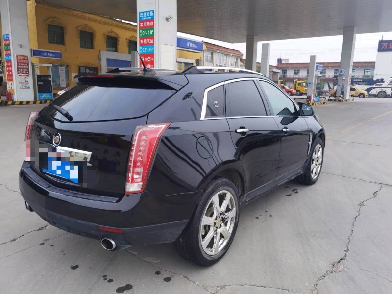 保定11年凯迪拉克SRX8