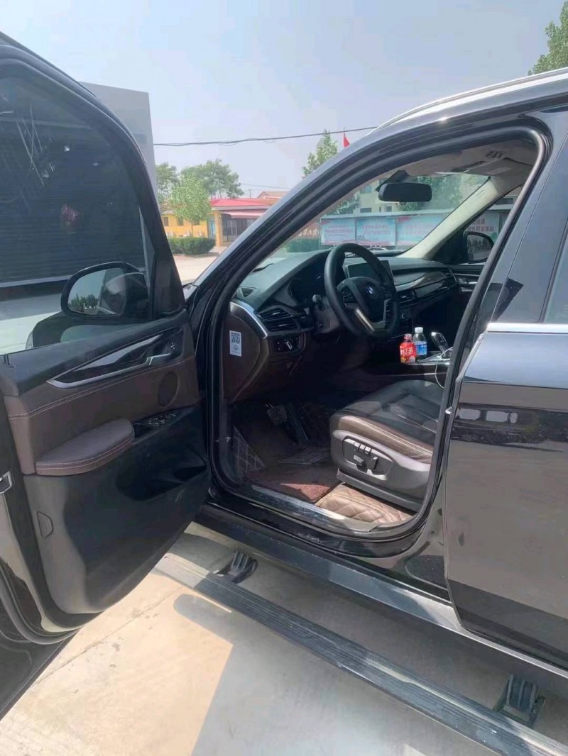 济南17年宝马X56