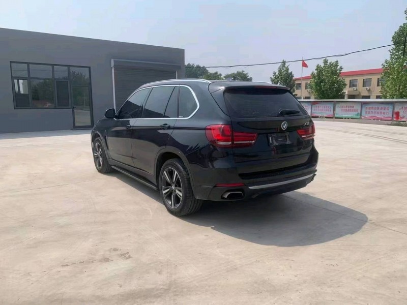 济南17年宝马X58